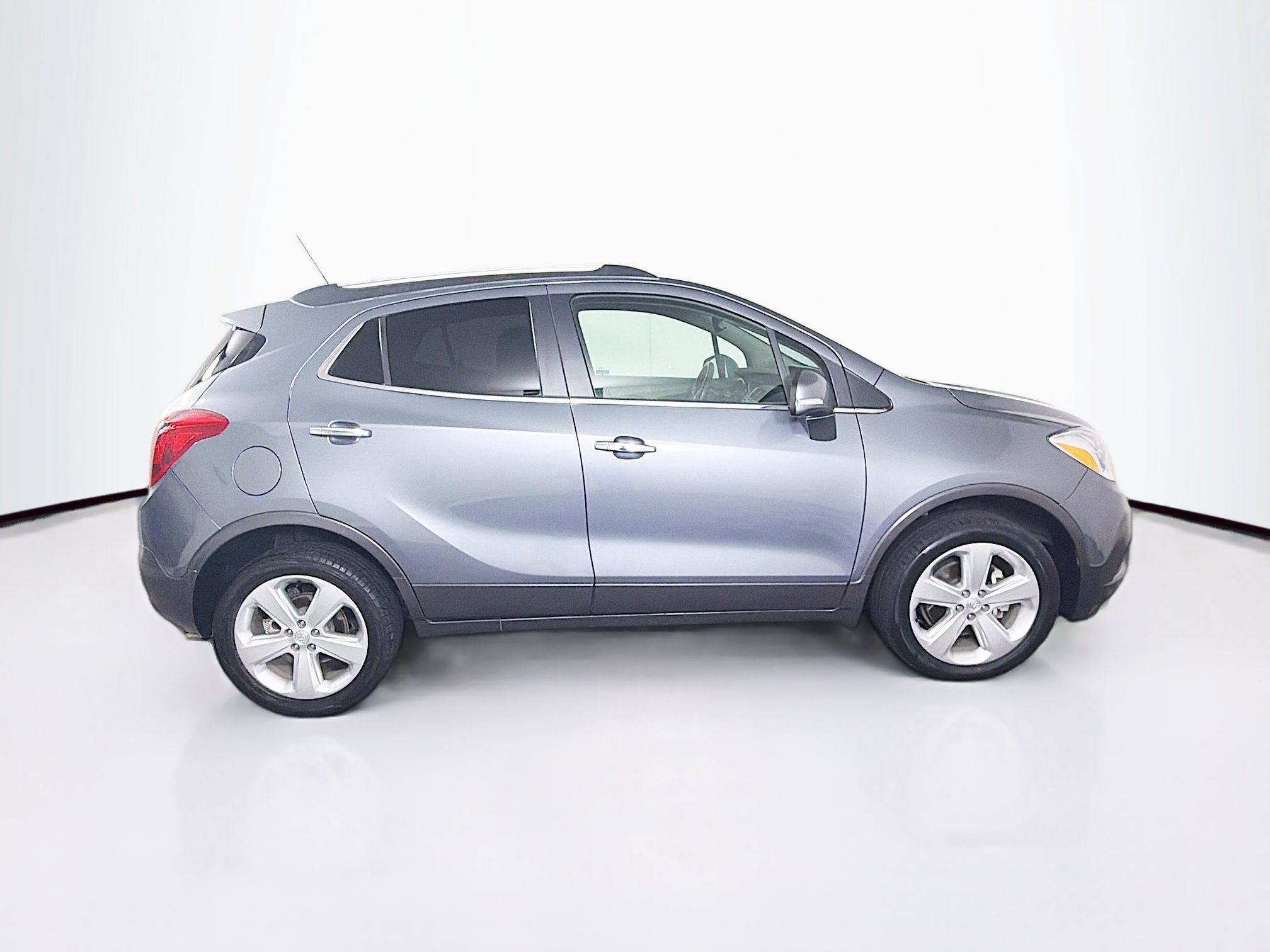 Used 2015 Buick Encore FWD image 10