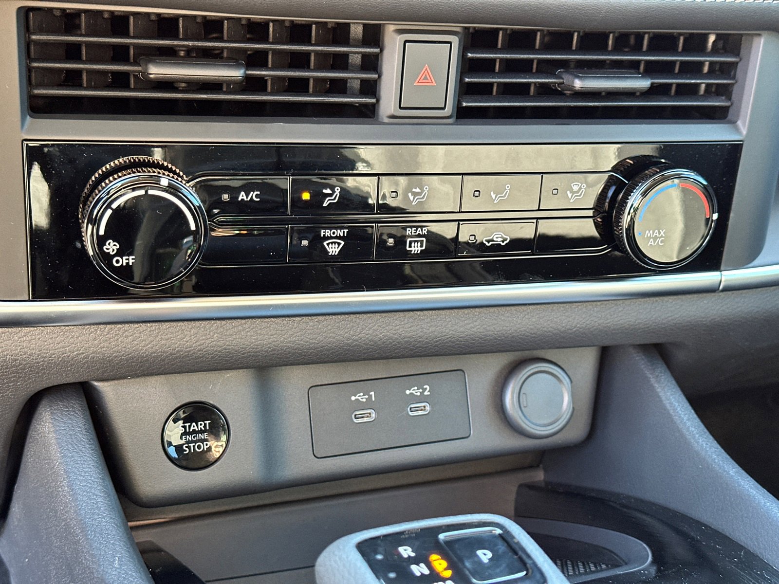 New 2026 Nissan Rogue S image 30