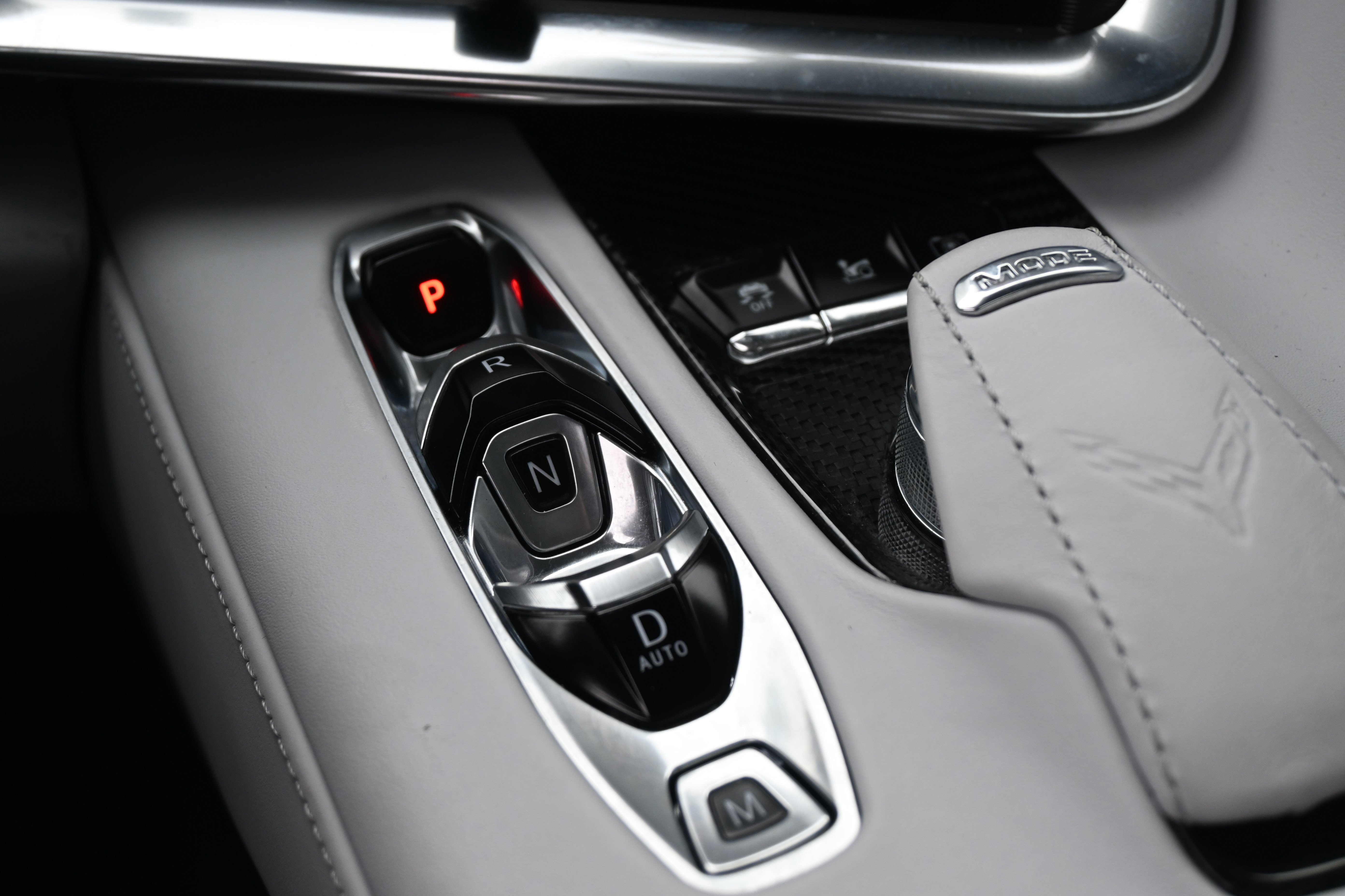 Used 2021 Chevrolet Corvette Stingray Premium Conv w/ Z51 Performance Package image 29