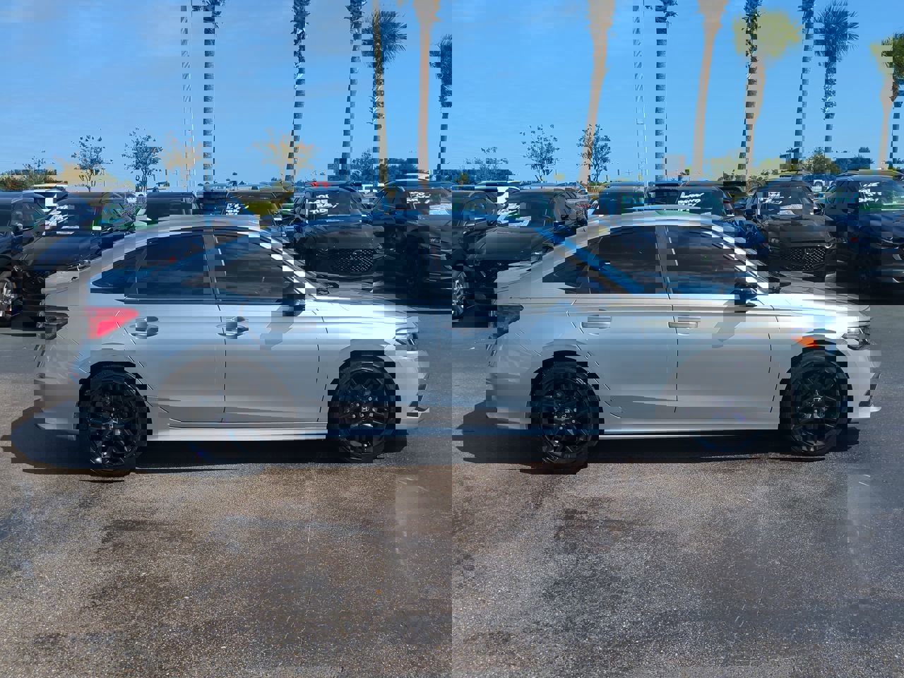 Used 2023 Honda Civic Sport image 3