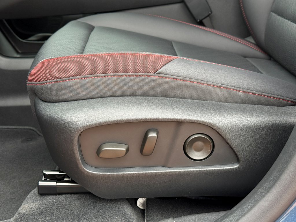New 2027 Chevrolet Equinox RS FWD image 11