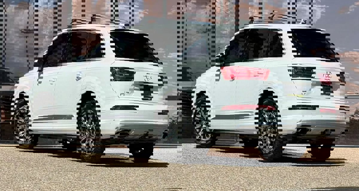 Used 2019 Audi Q7 3.0T Premium Plus image 10