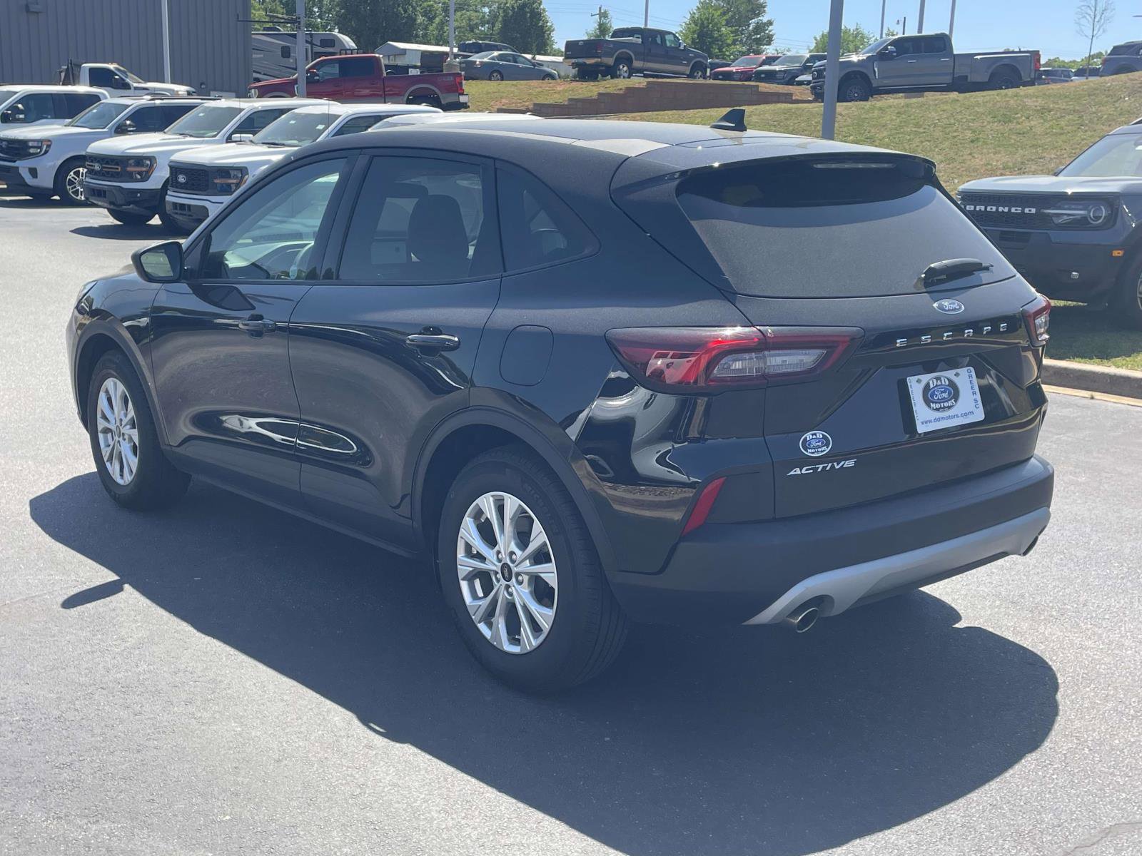 Used 2025 Ford Escape Active FWD image 4