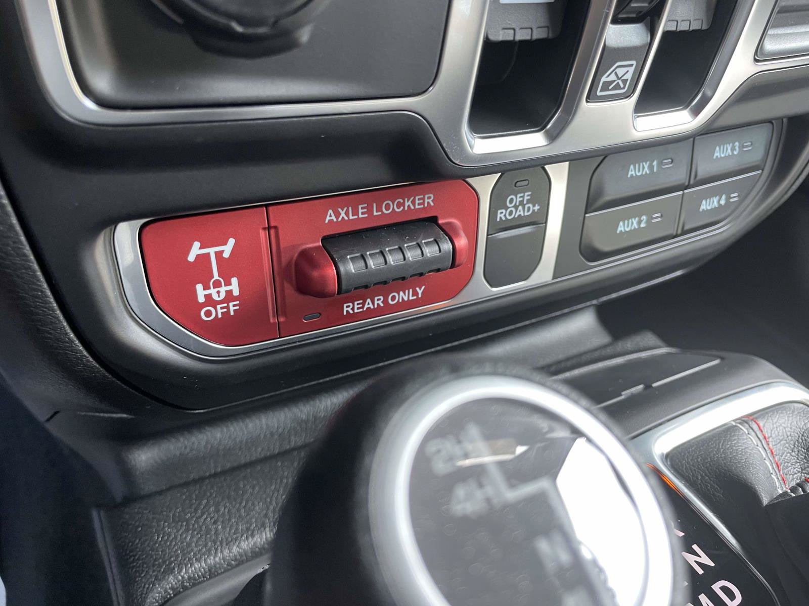 Used 2026 Jeep Wrangler Unlimited Sport w/ Dual Top Group AWD/4WD image 31