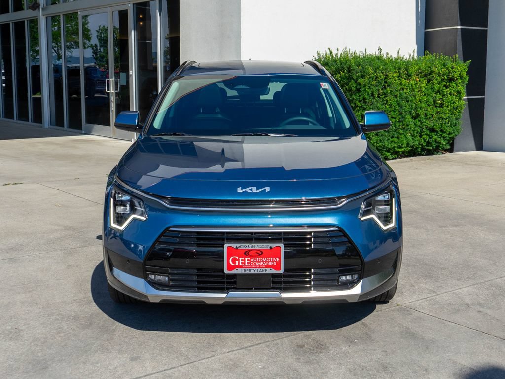 New 2026 Kia Niro SX Touring FWD image 2