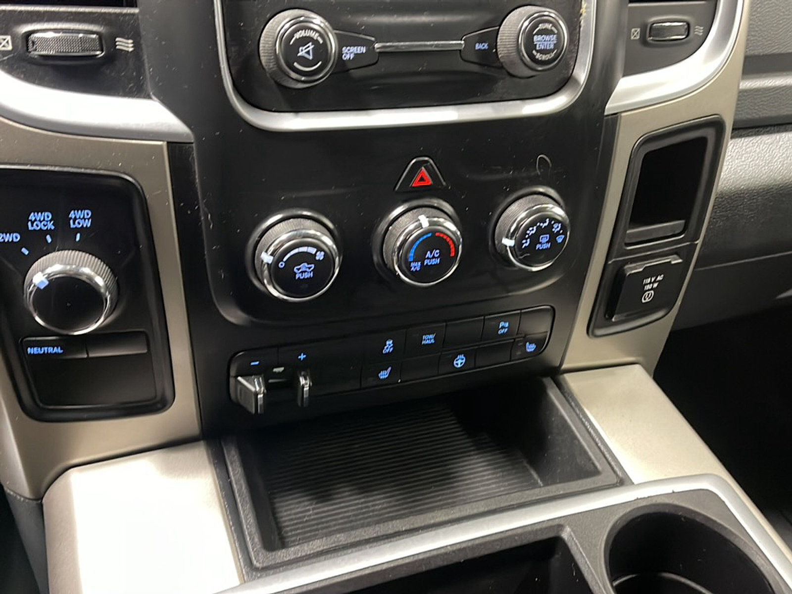 Used 2014 RAM 2500 Big Horn AWD/4WD image 10