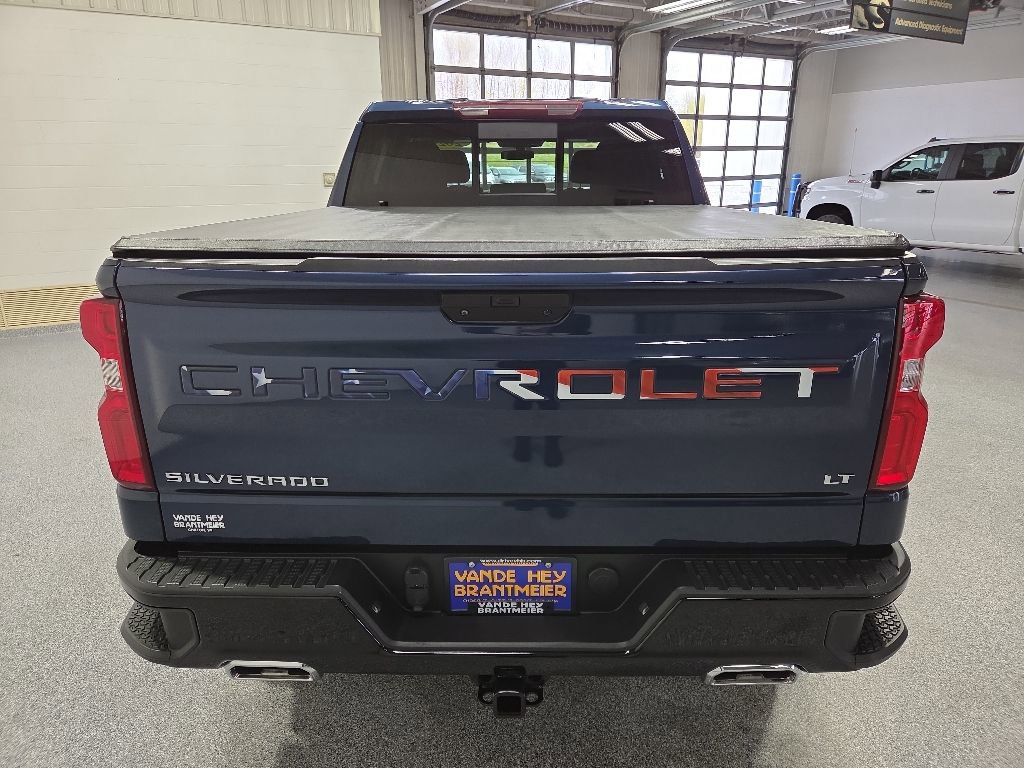 Used 2021 Chevrolet Silverado 1500 LT Trail Boss w/ Convenience Package II AWD/4WD image 6