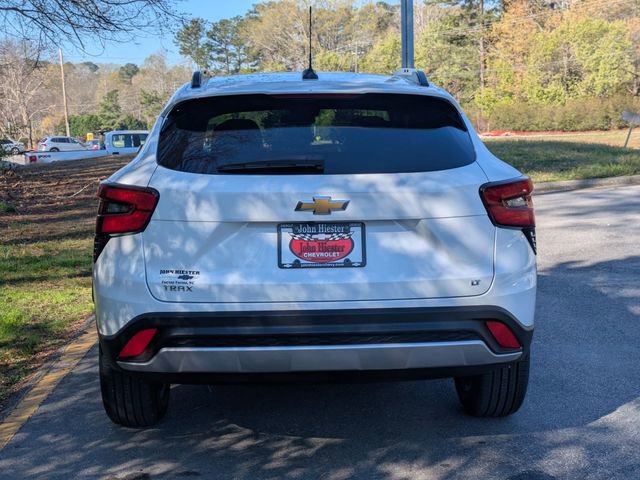 New 2026 Chevrolet Trax LT image 3