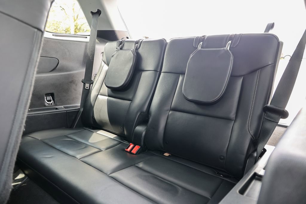 Certified 2023 Ford Explorer XLT w/ Equipment Group 202A AWD/4WD image 39