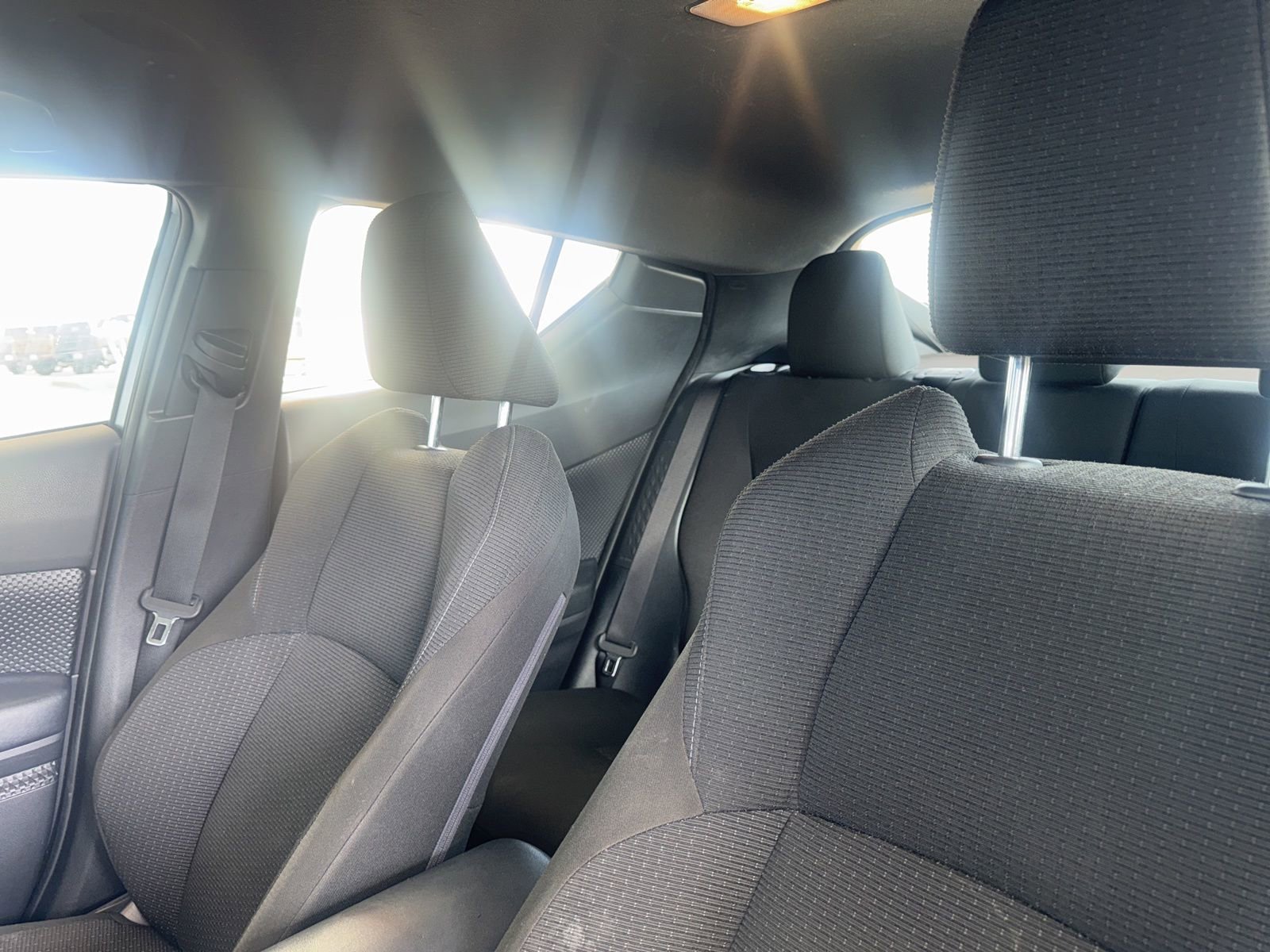 Used 2018 Toyota C-HR XLE image 9