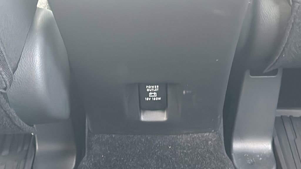 Used 2025 Mitsubishi Eclipse Cross ES image 21