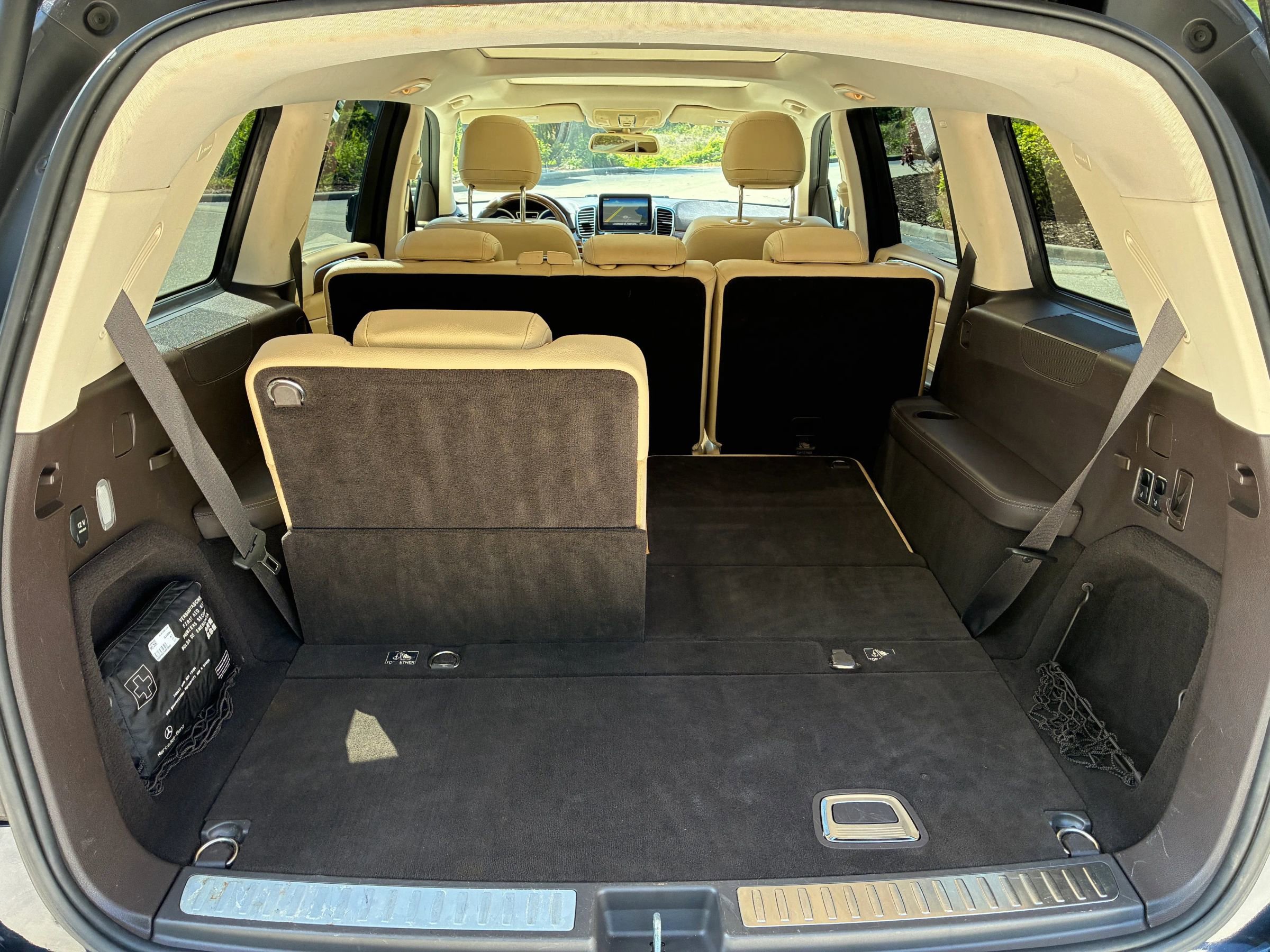 Used 2017 Mercedes-Benz GLS 450 4MATIC image 10