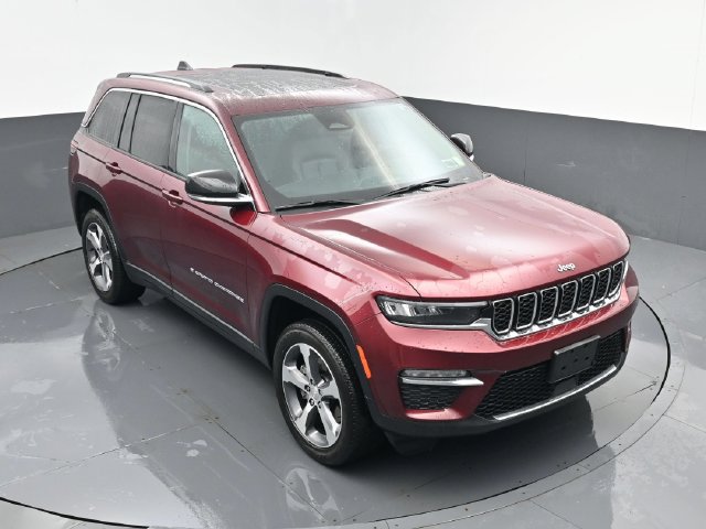 Used 2023 Jeep Grand Cherokee 4WD 4xe image 23