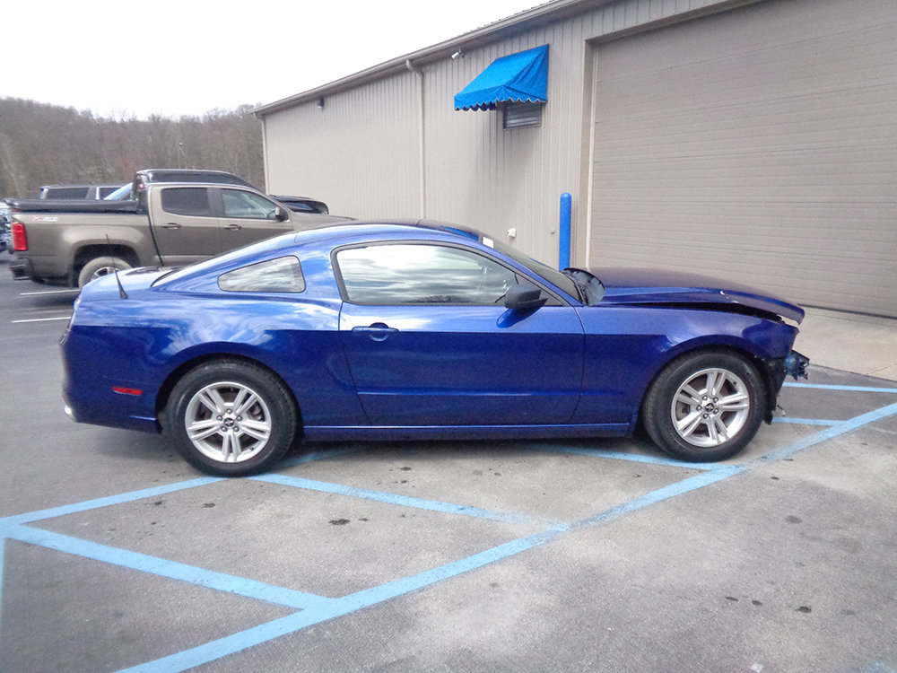 Used 2014 Ford Mustang Coupe image 7