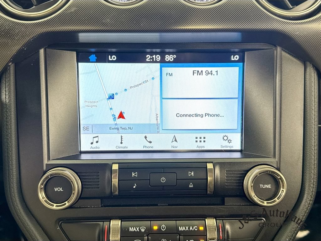 Used 2019 Ford Mustang Shelby GT350 w/ Technology Package RWD image 16