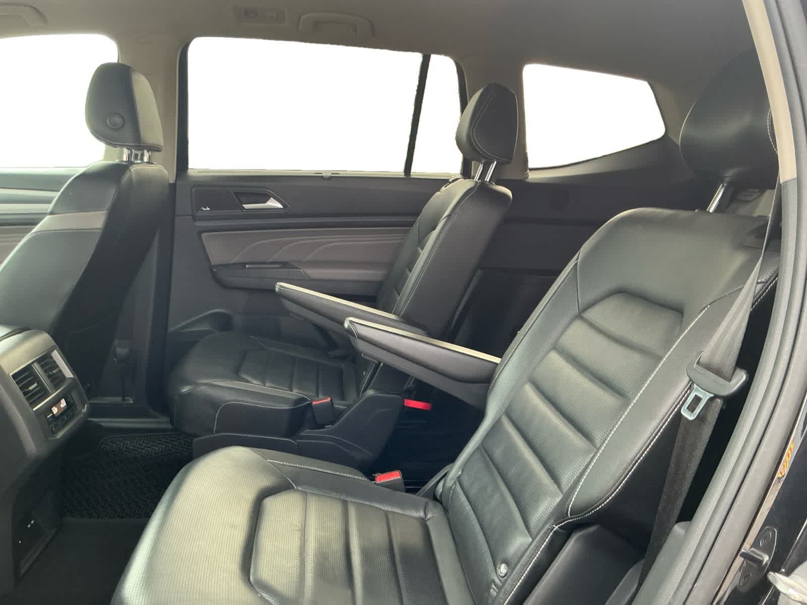 Used 2023 Volkswagen Atlas SEL Premium AWD/4WD image 13