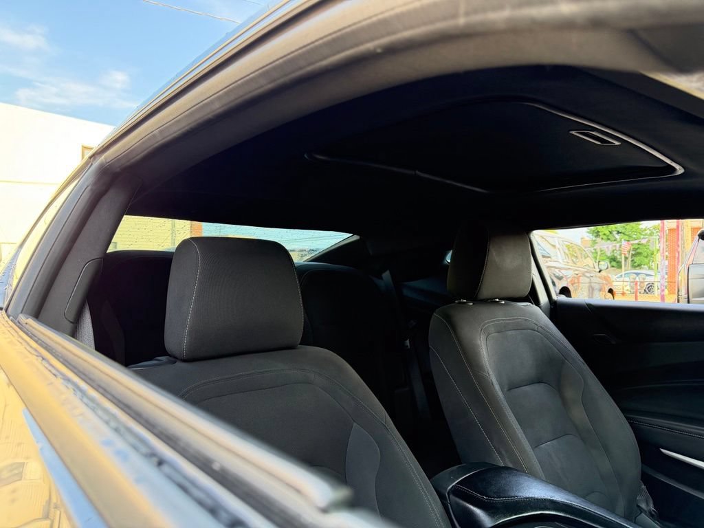 Used 2022 Chevrolet Camaro LT w/ RS Package RWD image 8