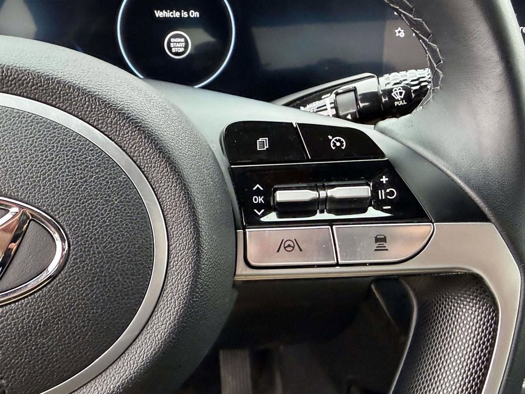 Certified 2023 Hyundai Elantra SEL w/ Convenience Package FWD image 36