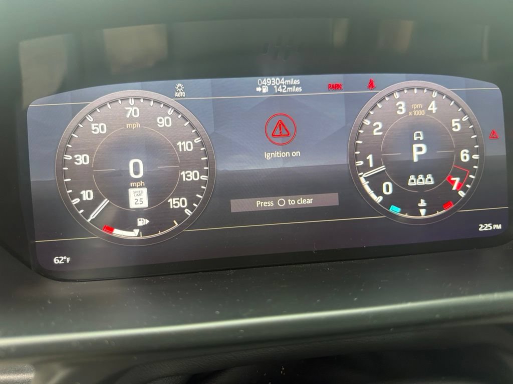 Used 2020 Land Rover Defender 110 HSE AWD/4WD image 4