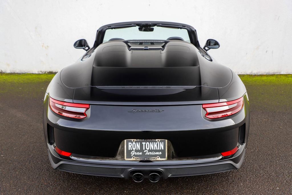Used 2019 Porsche 911 Speedster image 17