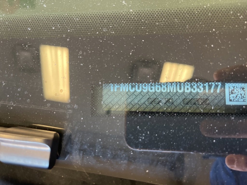 Used 2021 Ford Escape SE w/ Convenience Package image 6