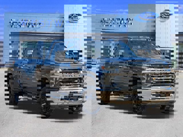 Used 2020 Chevrolet Silverado 3500 LTZ w/ Technology Package video 2