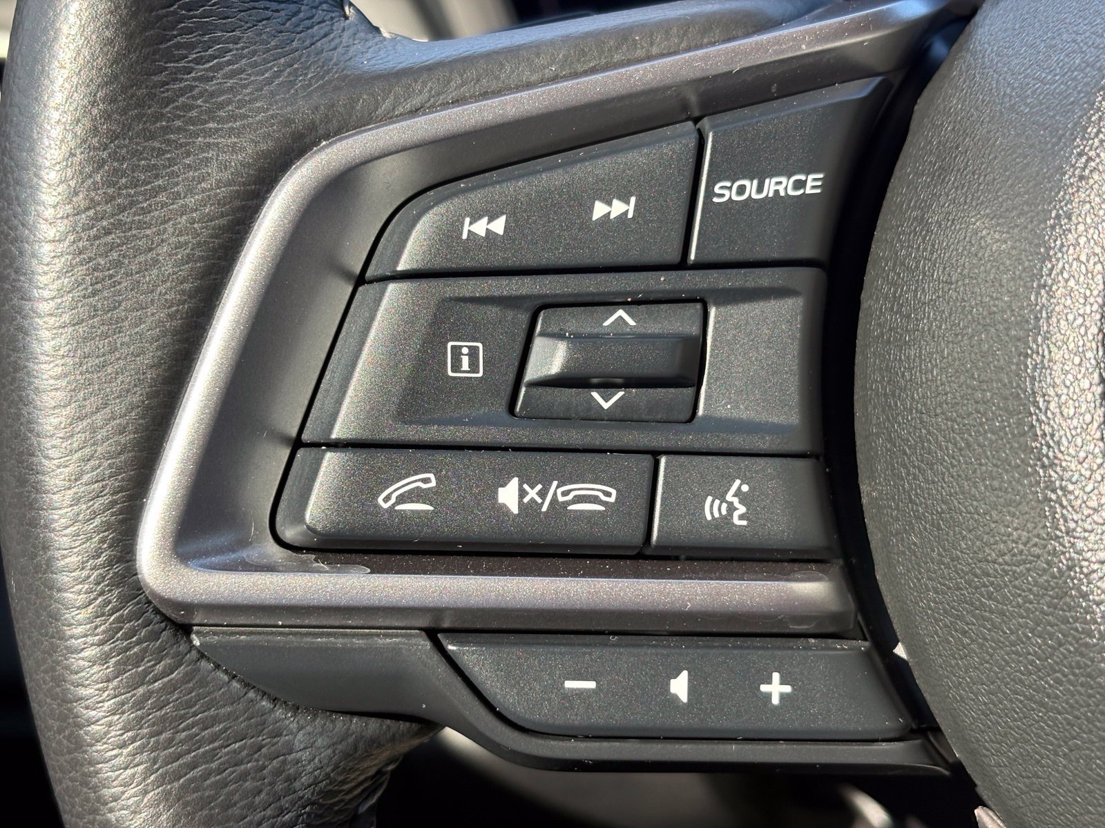 Certified 2023 Subaru Outback Onyx Edition XT AWD/4WD image 14