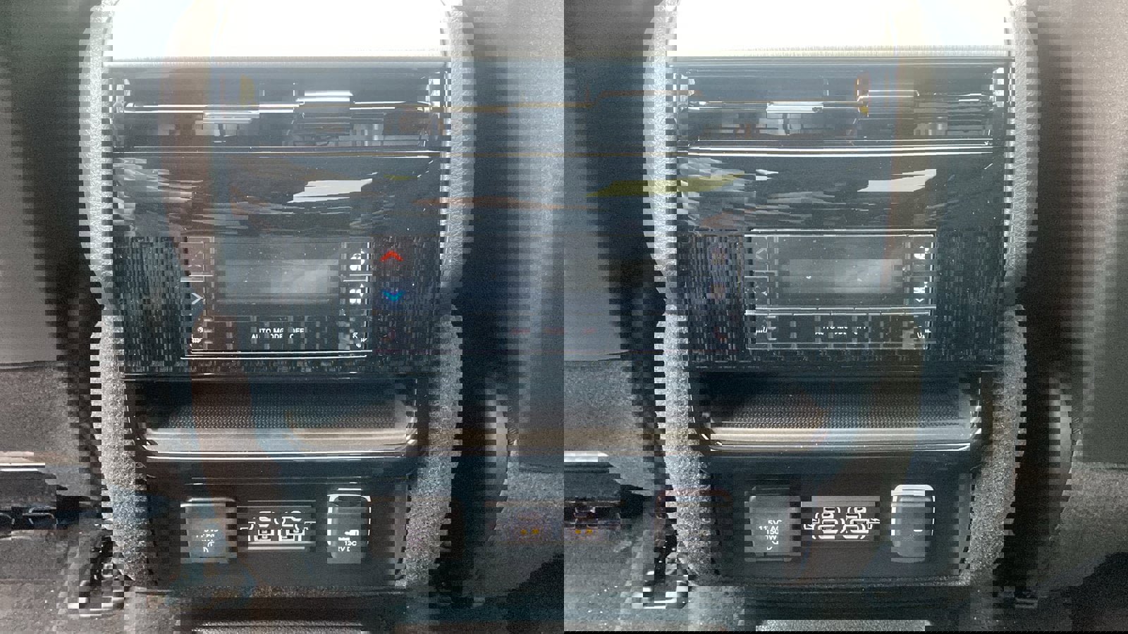 New 2025 Jeep Wagoneer Series II w/ Premium Group I image 21