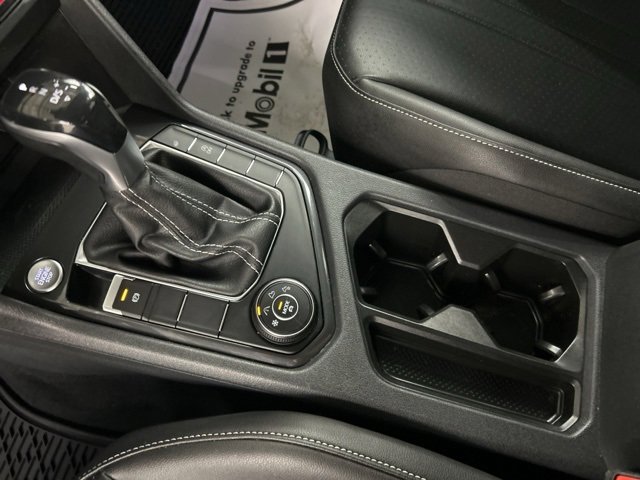 Used 2022 Volkswagen Tiguan SE w/ Panoramic Sunroof Package image 22