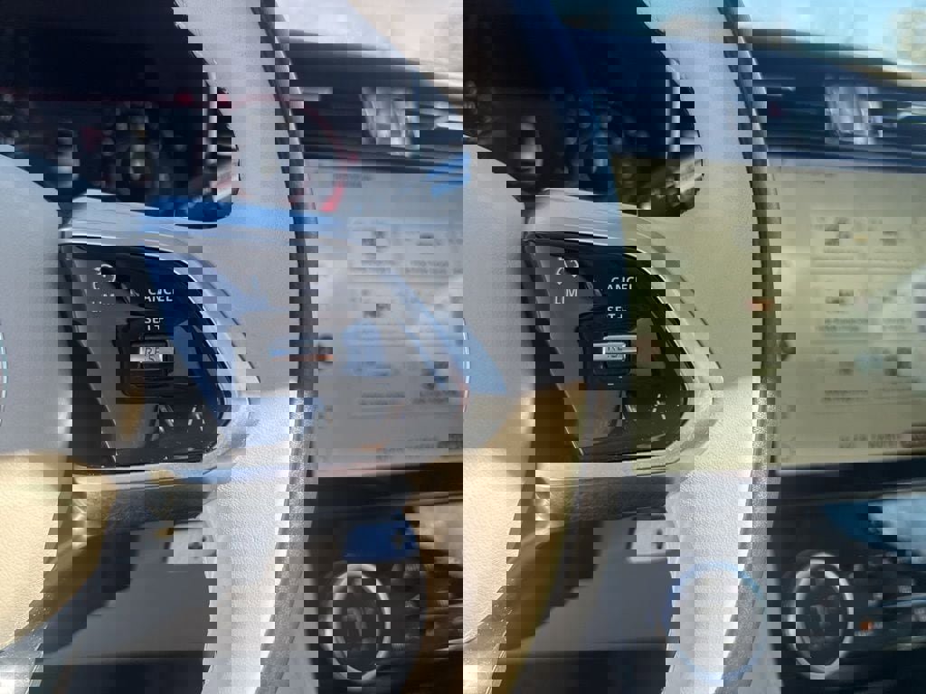 Used 2021 Jaguar F-PACE S image 16