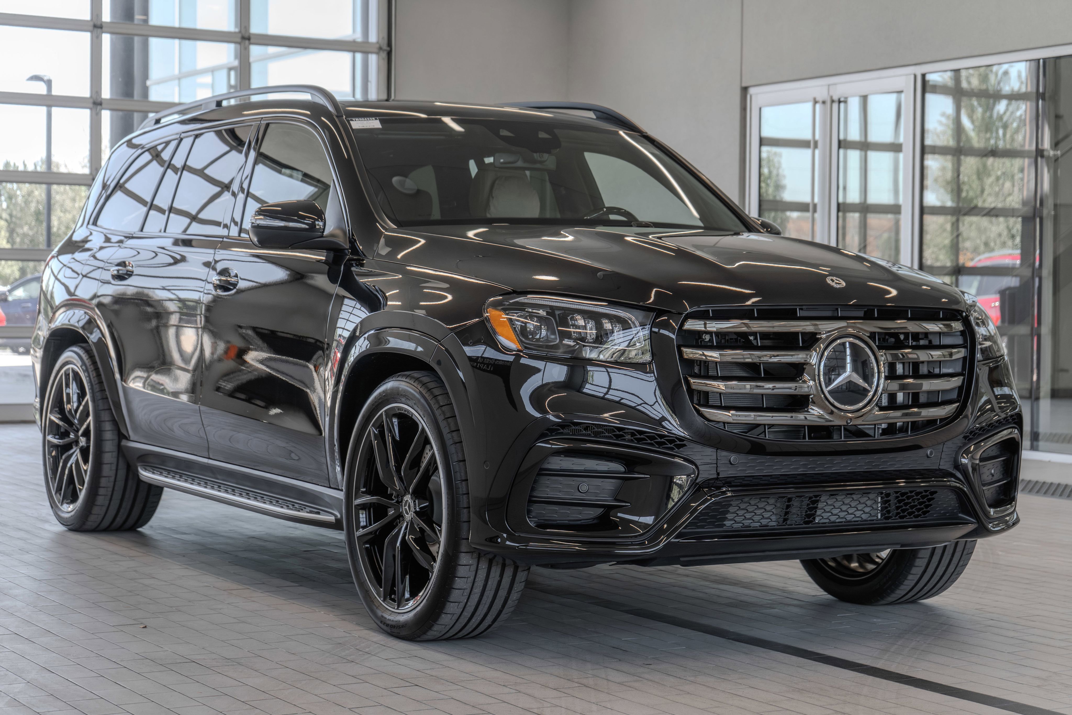 New 2026 Mercedes-Benz GLS 580 4MATIC image 21