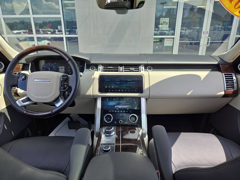 Used 2018 Land Rover Range Rover Supercharged AWD/4WD image 18