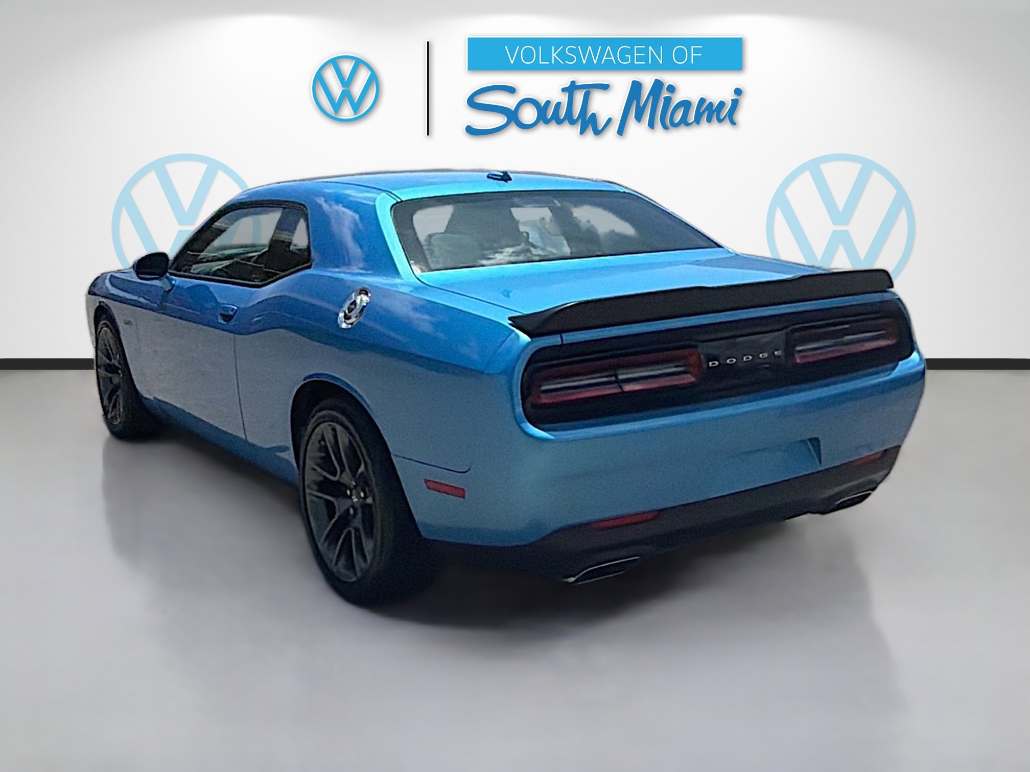 Used 2023 Dodge Challenger R/T w/ Plus Package RWD image 5