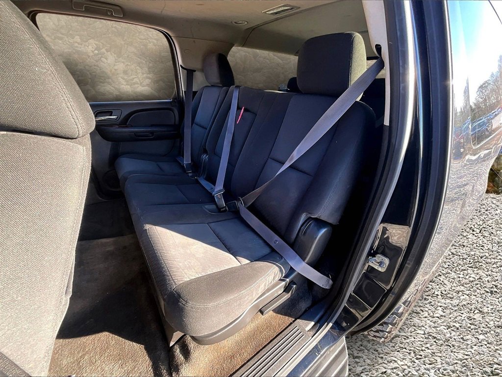 Used 2012 Chevrolet Suburban LS w/ Convenience Package 1 image 20
