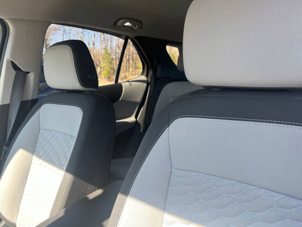 Used 2020 Chevrolet Equinox LS w/ LS Convenience Package image 9