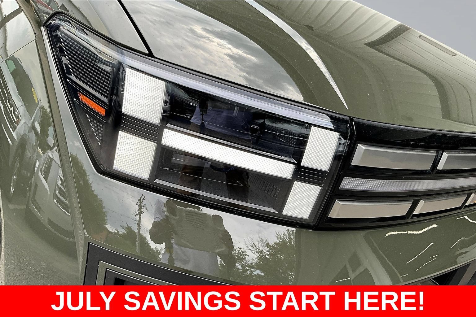 Used 2025 Hyundai Santa Fe SEL FWD image 37