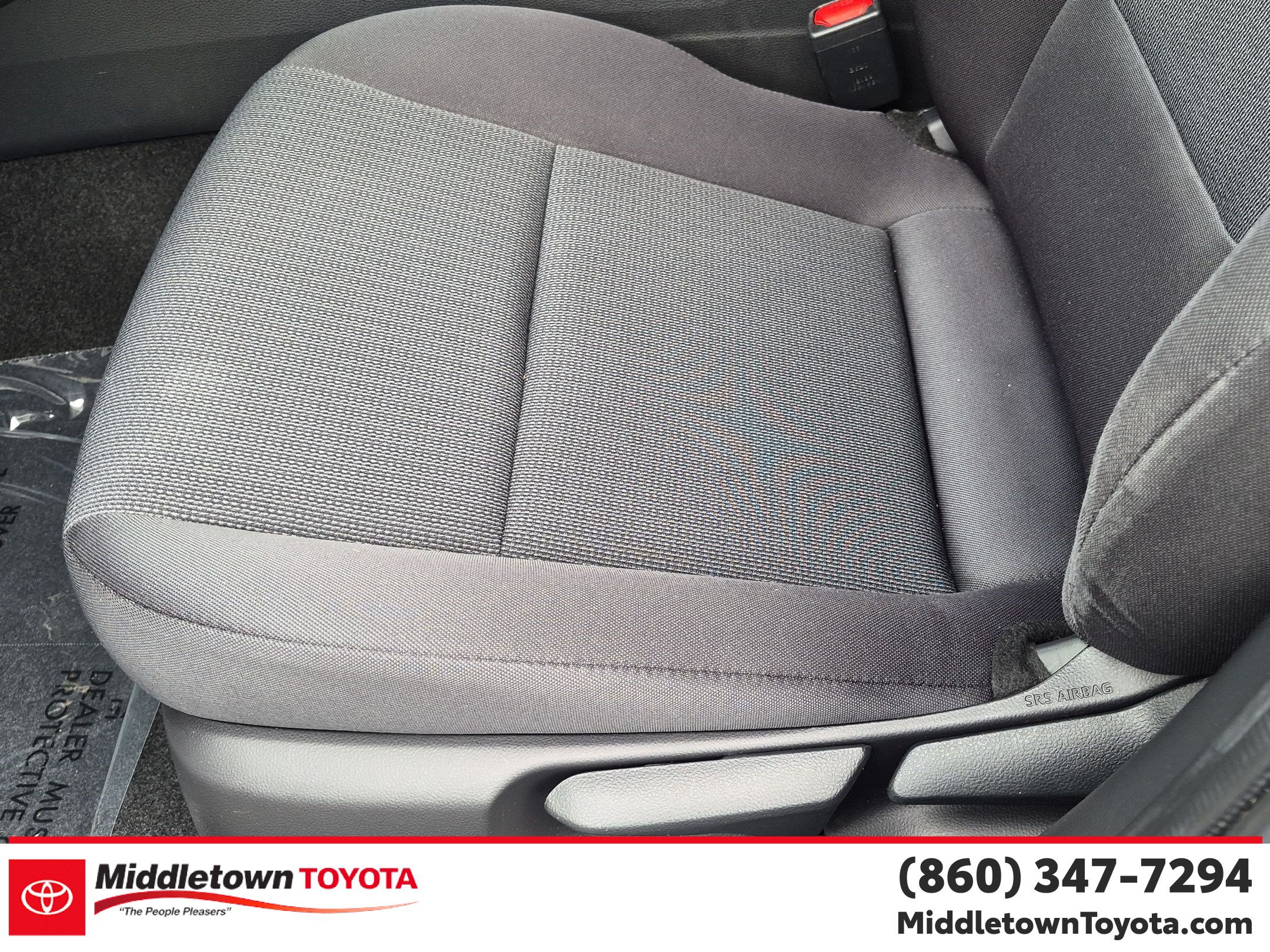 Used 2023 Toyota Prius LE FWD image 14