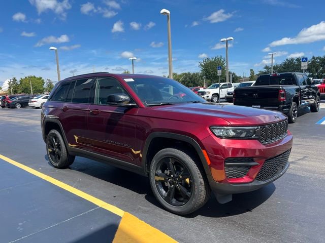 New 2025 Jeep Grand Cherokee Altitude AWD/4WD image 3