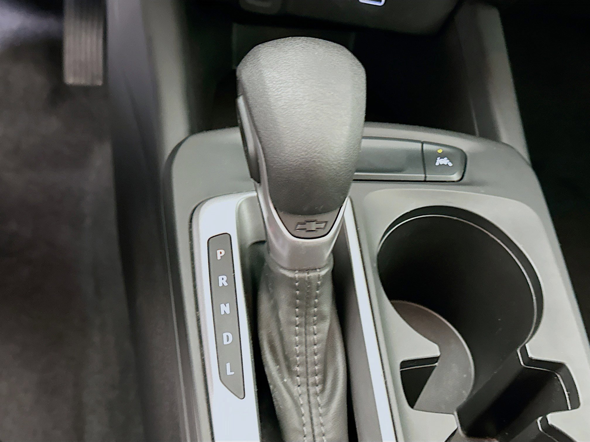 Used 2025 Chevrolet Trax LS image 24