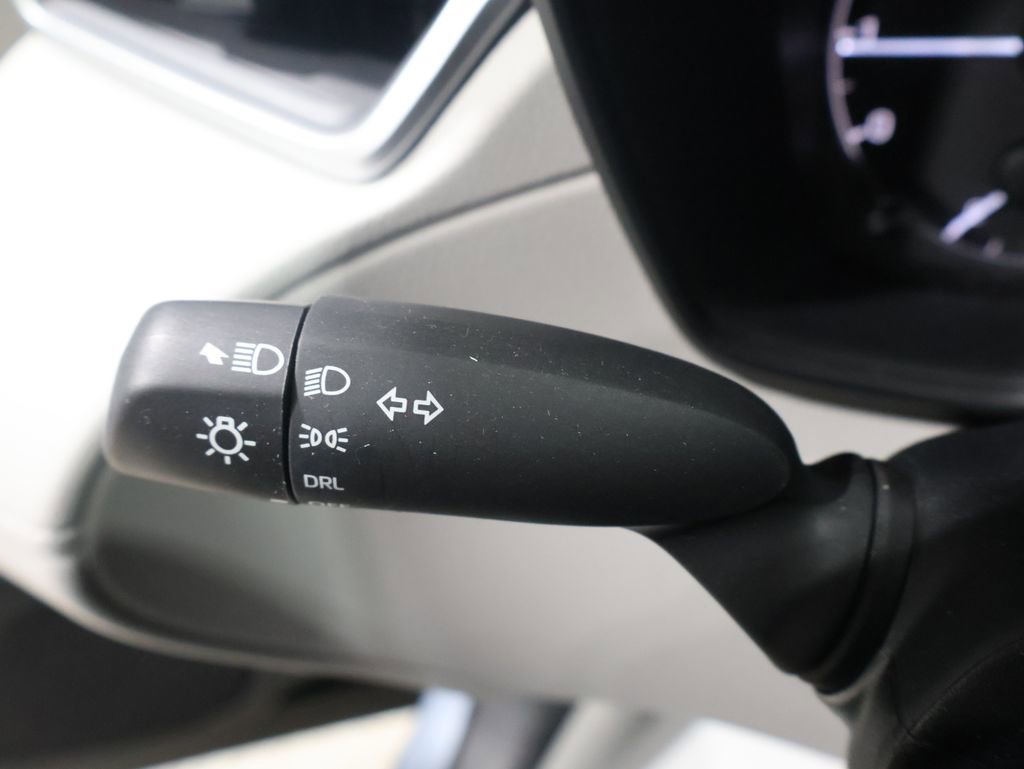 Certified 2023 Toyota Corolla Cross L image 34