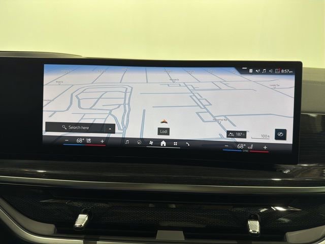 Certified 2024 BMW X5 xDrive40i w/ M Sport Package AWD/4WD image 33