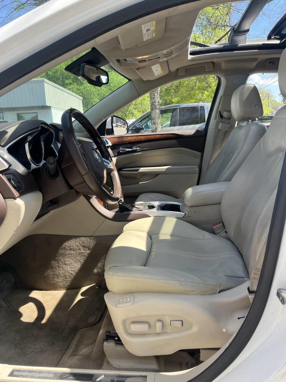 Used 2013 Cadillac SRX Luxury w/ Driver Awareness Package image 23