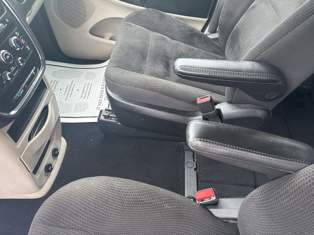 Used 2019 Dodge Grand Caravan SE image 34