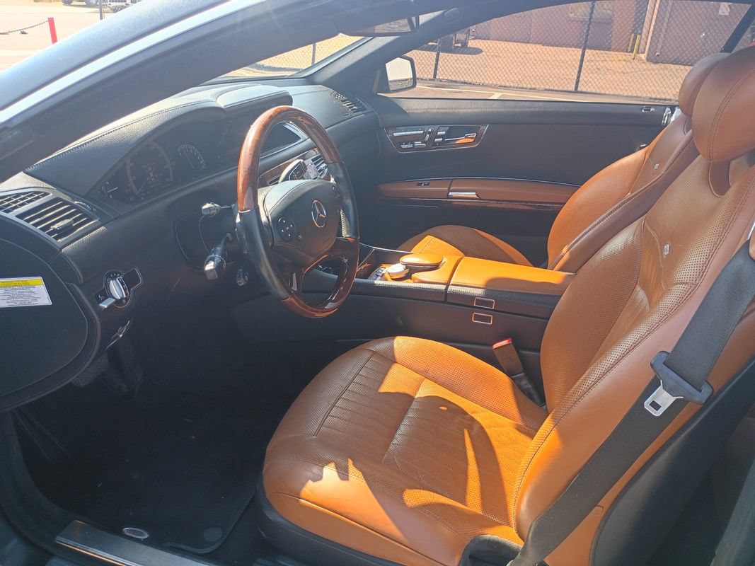 Used 2013 Mercedes-Benz CL 550 4MATIC image 13