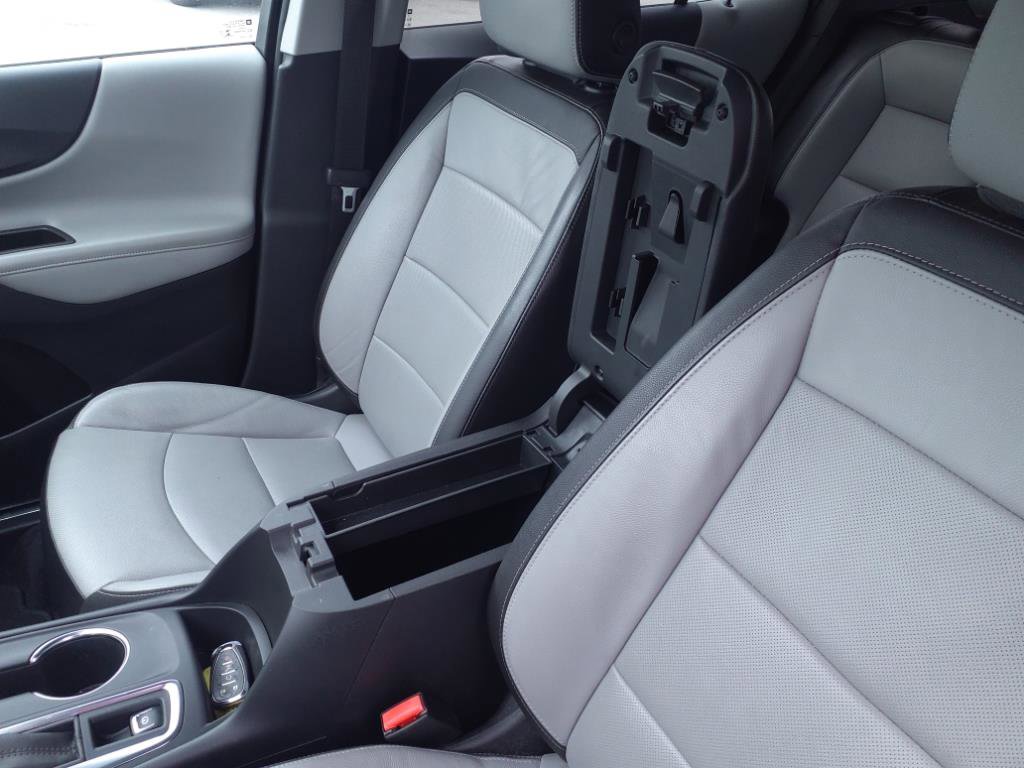 Used 2021 Chevrolet Equinox Premier image 21