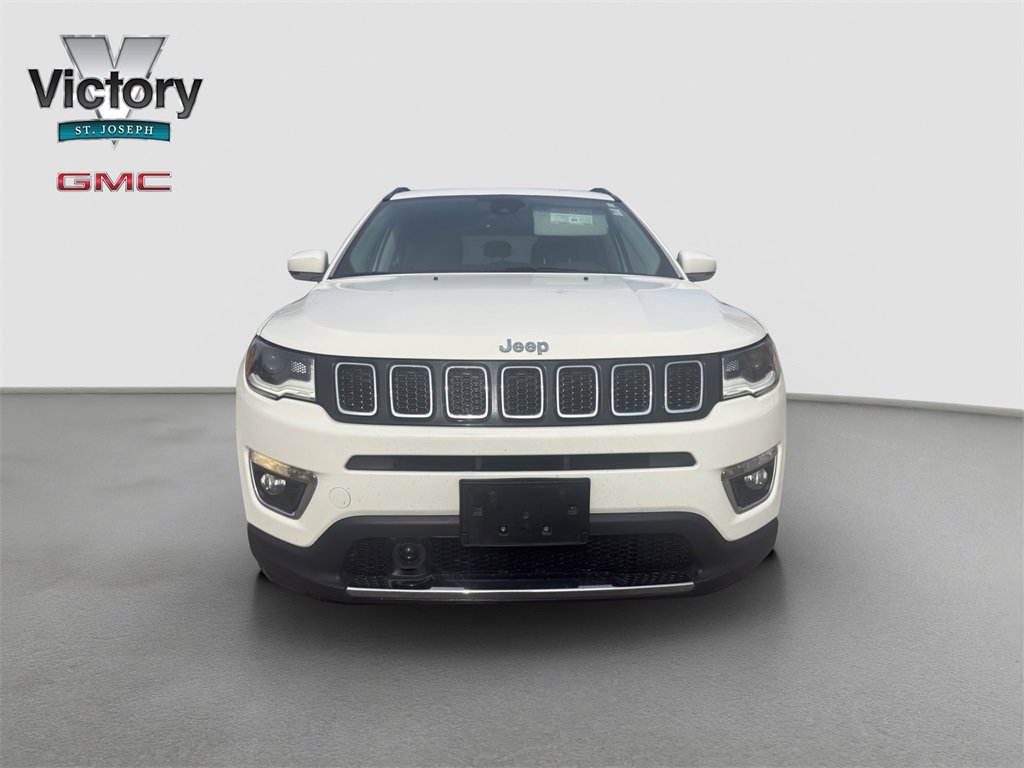 Used 2018 Jeep Compass Limited w/ Navigation Group image 2