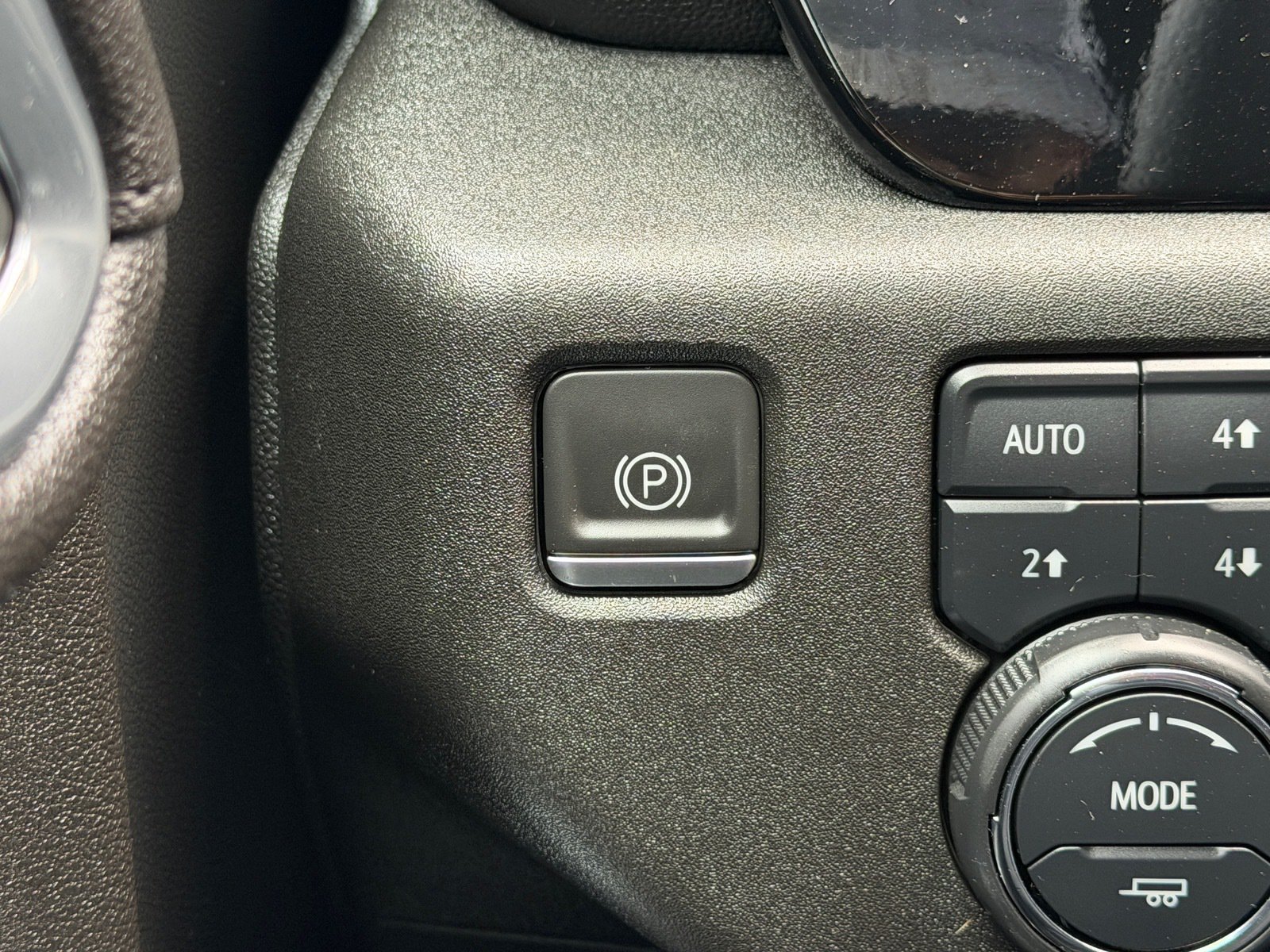 Used 2023 Chevrolet Silverado 1500 High Country AWD/4WD image 30