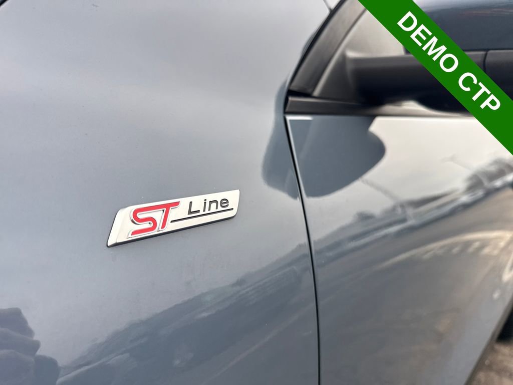 Used 2025 Ford Escape ST-Line Select image 19
