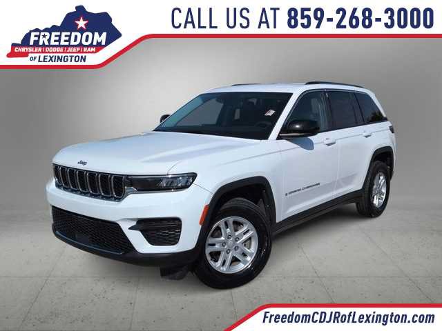 Certified 2023 Jeep Grand Cherokee Laredo AWD/4WD image 1