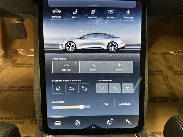 Used 2022 Lucid Air Grand Touring image 24